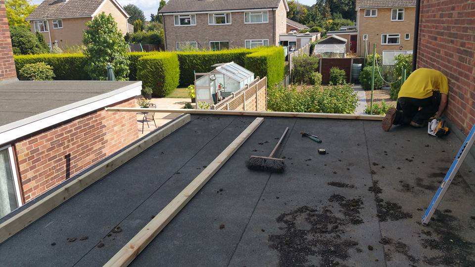 What Are The Important Steps Involved in Flat Roof Repairs?